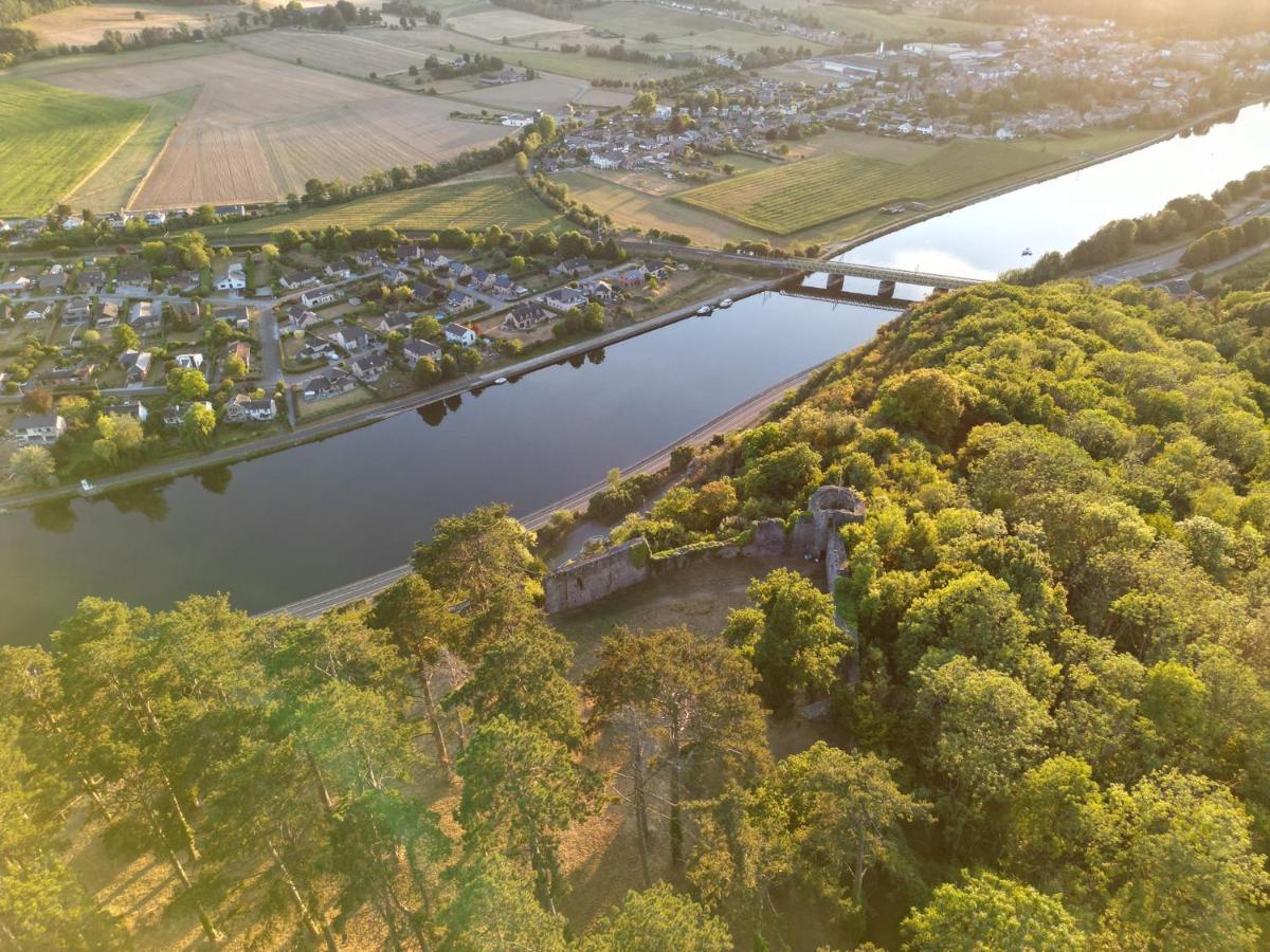 Aux Berges Du Bocq Villa Yvoir Dış mekan fotoğraf